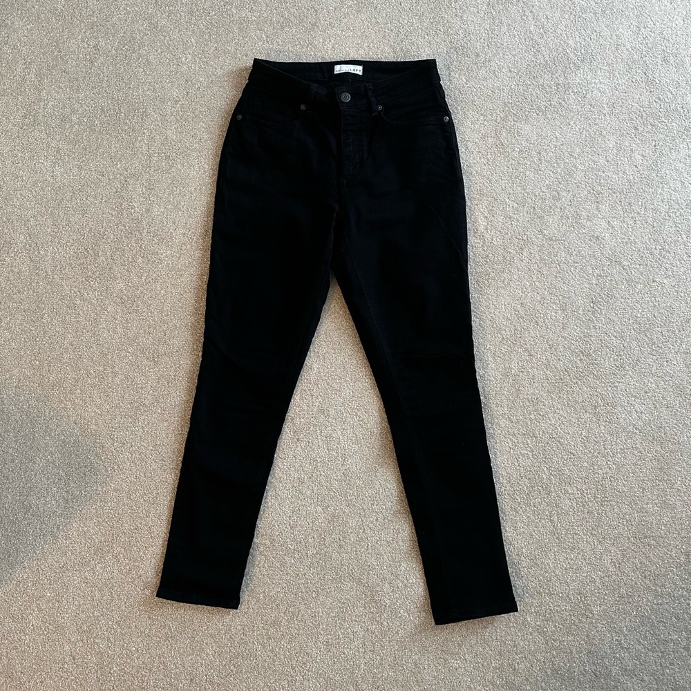 NWT The Loft Mid Rise Curvy Skinny Jeans
